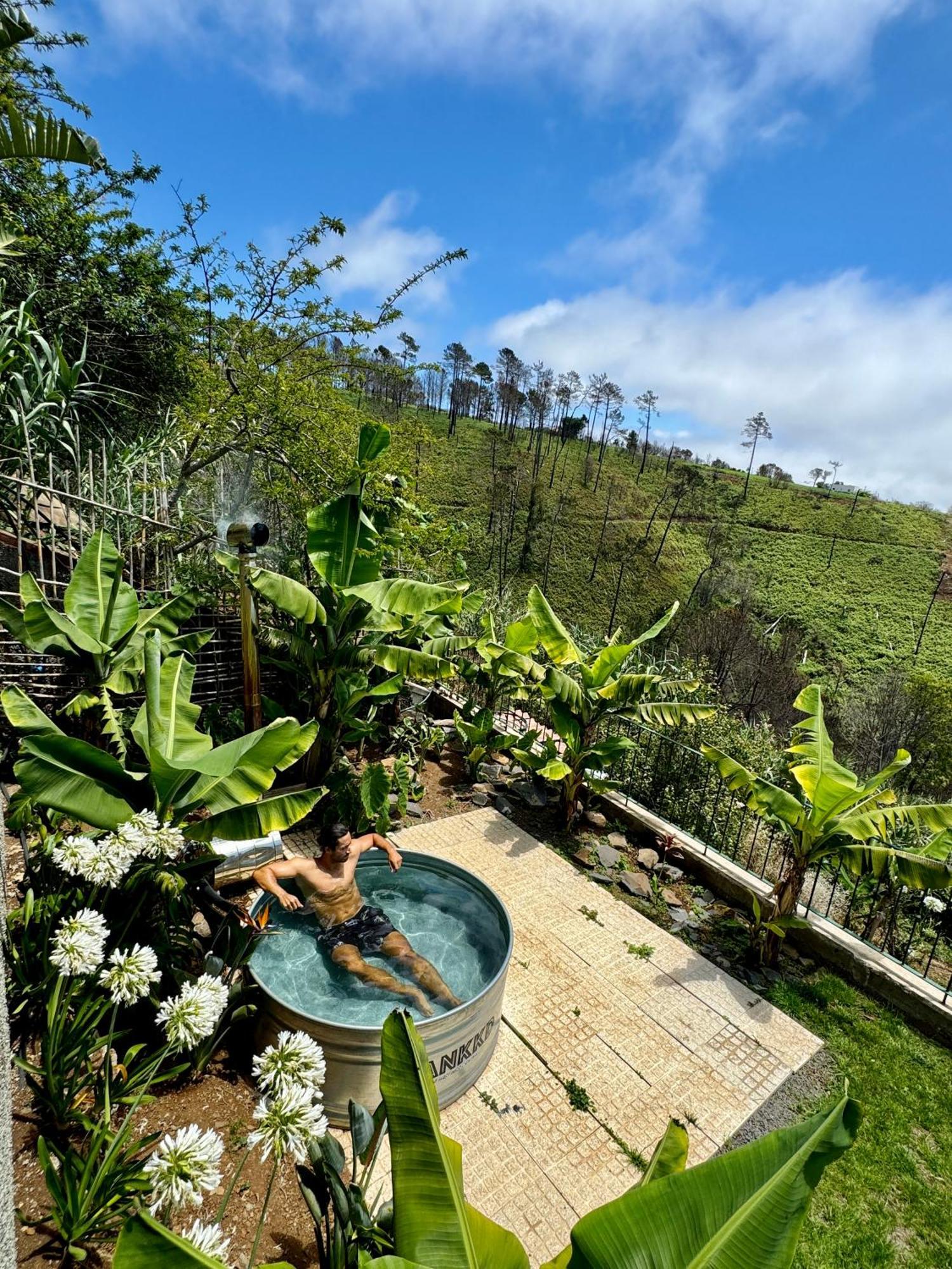 Meerblick - 3-Bett Villa Mit Terrassen & Hot-Tub Fajã da Ovelha Exterior foto